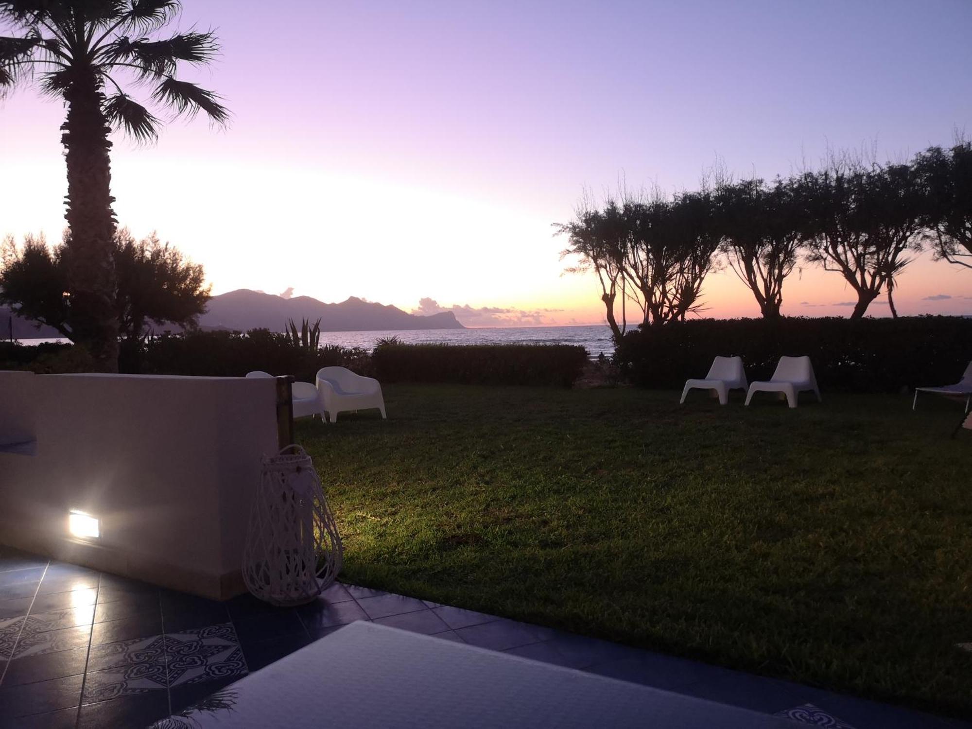 Casa Vacanze Ibiscus Alcamo Marina Exterior foto